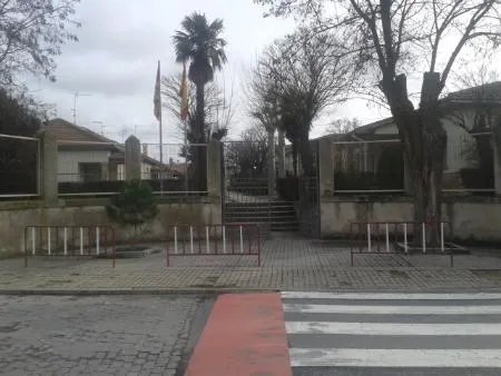 Aguilafuente presenta la Guardería 'Los Enanitos' y el Colegio CRA 'Las Cañadas'