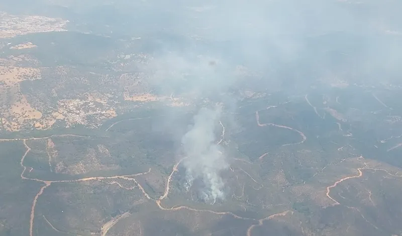 Alerta máxima por incendio forestal en Almonaster la Real: desalojadas tres aldeas