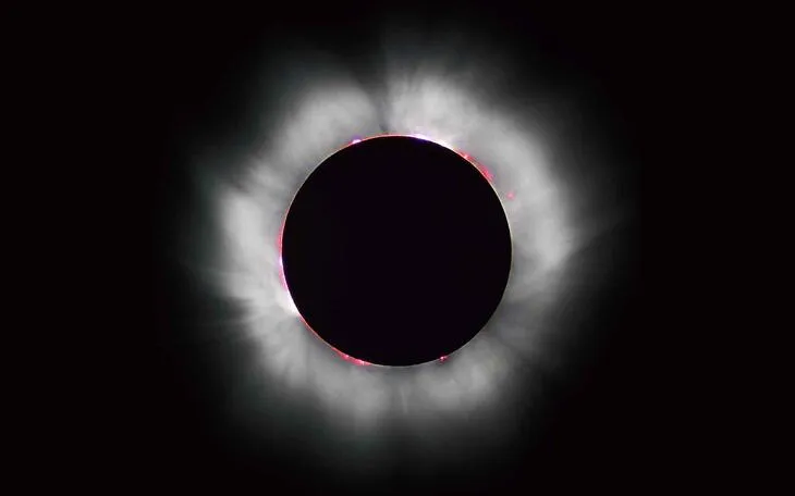 Benidorm prepara un dispositivo especial para el eclipse del 12 de agosto