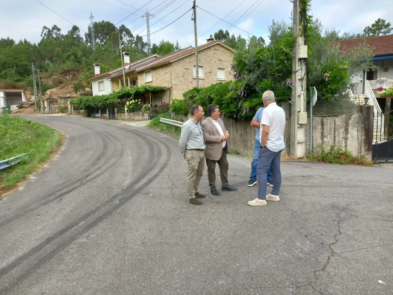 La Diputación de Pontevedra financia con 240.000 euros la red de saneamiento en Sequeiros, Caldas de Reis
