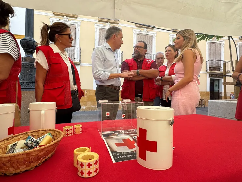 El alcalde de Lorca agradece la labor de Cruz Roja en el Día de la Banderita