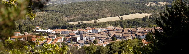 Candelario: Un tesoro arquitectónico y gastronómico en la Sierra de Béjar