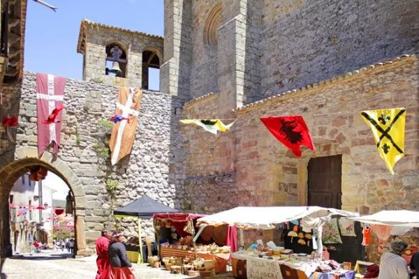 Atienza revive su pasado medieval con su feria anual el 14 de octubre