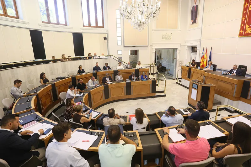 La Diputación de Alicante aprueba 25 millones en Bonos Consumo para 125 municipios
