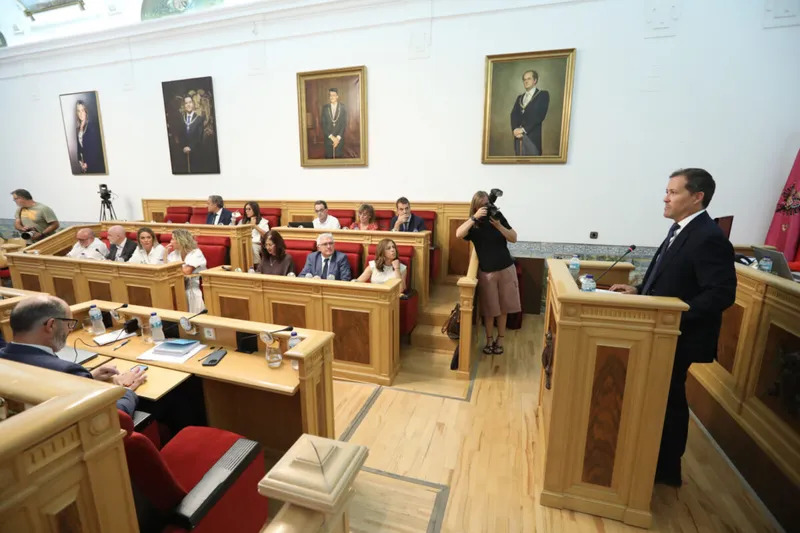 Carlos Velázquez impulsa el deporte en Toledo con nuevas instalaciones y un aumento de plazas