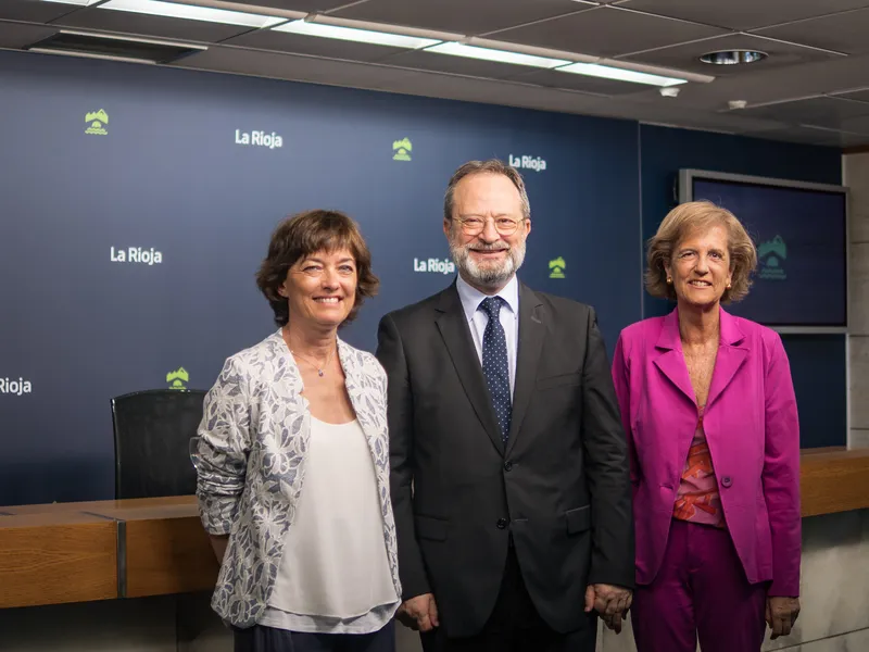 El Servicio Riojano de Salud refuerza su plantilla con 45 especialistas y 74 residentes
