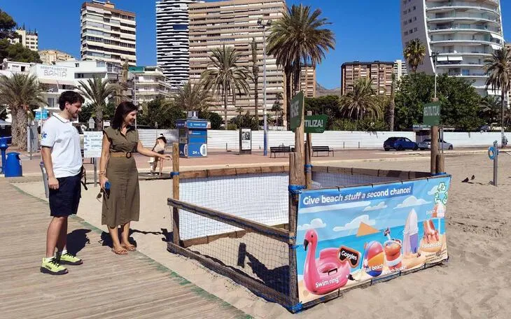 Benidorm amplía su red de puntos de reutilización de artículos de playa