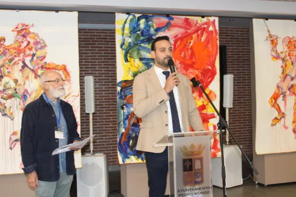 Pedro Muñoz acoge el I Congreso Internacional «Traducir el Quijote» con exposición de José Manuel Exojo