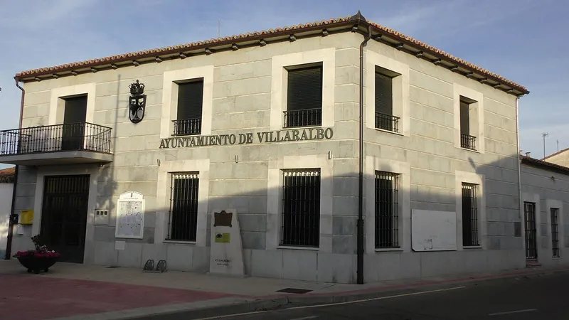 Autobús gratuito a Bamba por la festividad de la Virgen del Aviso en Villaralbo