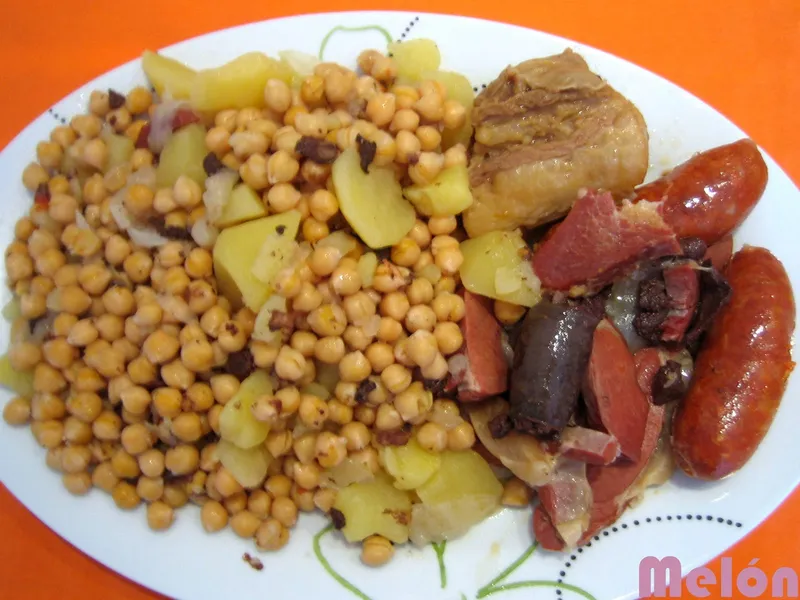 Ceclavín celebra su rica gastronomía con recetas tradicionales