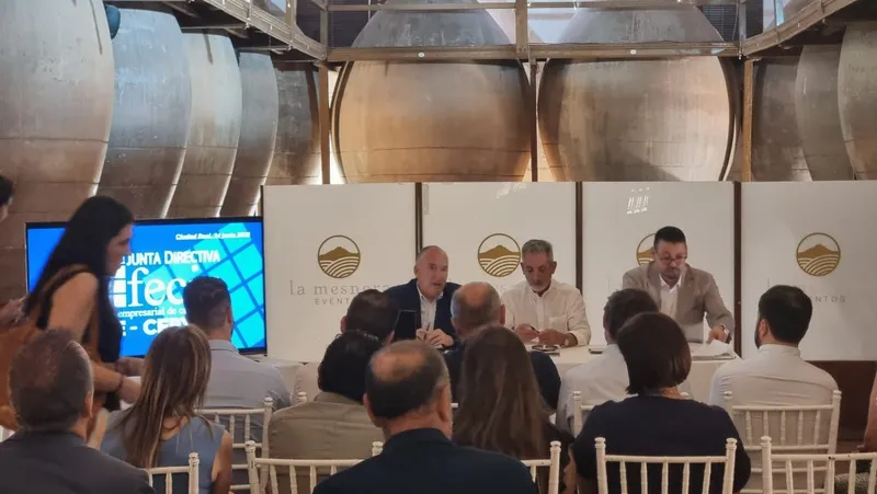 Jesús Martín impulsa la inversión empresarial en Valdepeñas y su comarca