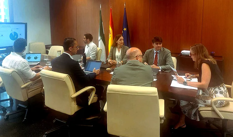 Andalucía impulsa ciudades inteligentes con 21 proyectos en 311 municipios