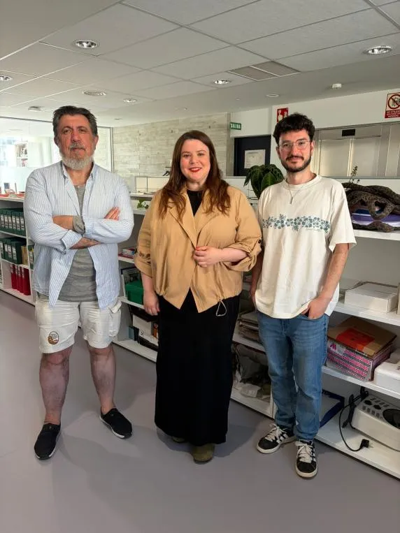 Adrián Villar y María Isabel Coz ganan los Premios José Hierro de Santander