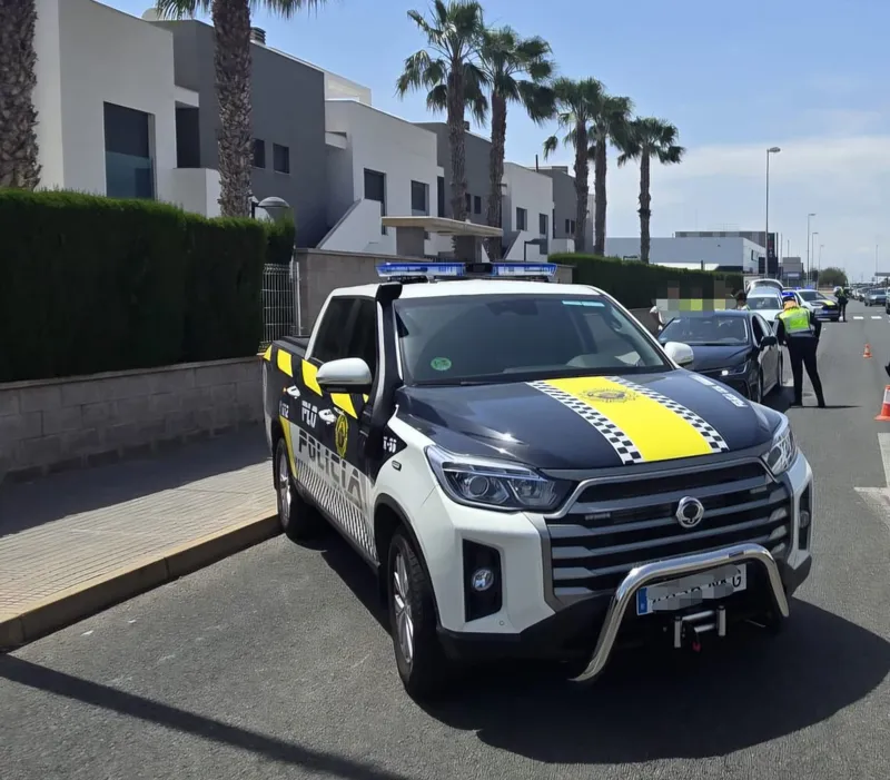 Operativo conjunto en Orihuela Costa: liberan a un retenido y detienen a cuatro personas