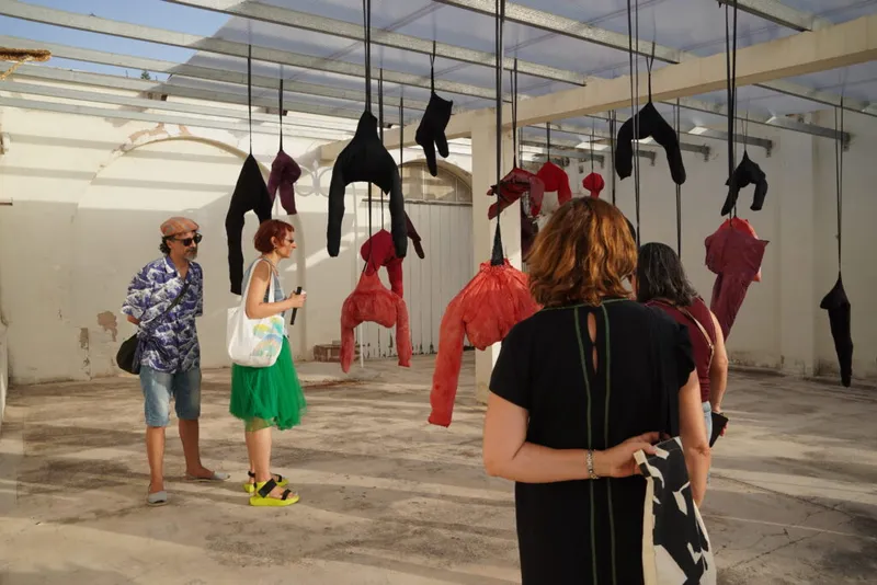 Marratxí acoge la exposición textil 'A media lumbre' de Teresa Matas en Sa Refinadora
