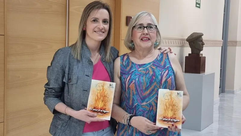 Lola Pinés presenta 'Las ascuas de mi hoguera', un homenaje a la mujer y a Valdepeñas