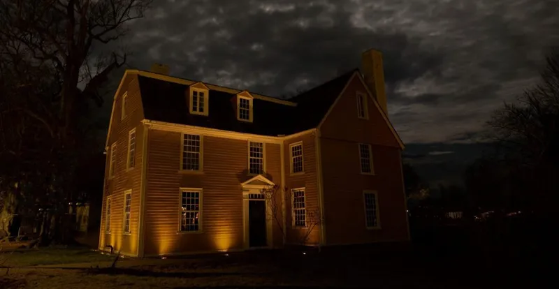 Historic Beverly celebra octubre con eventos sobre brujería y misterio