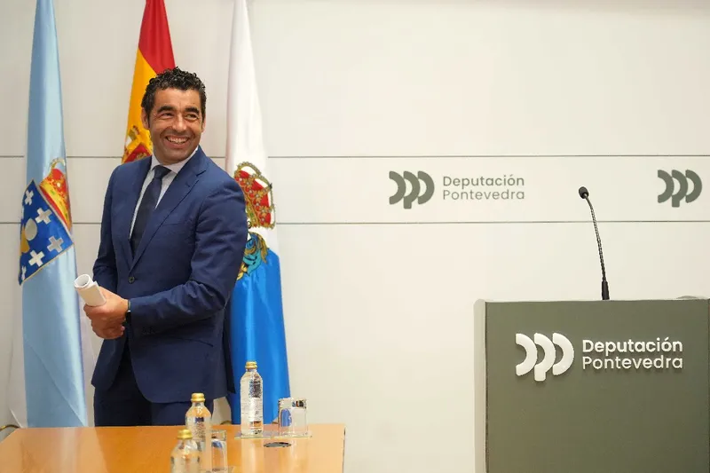 La Diputación de Pontevedra destina más de 6,7 millones a modernizar piscinas municipales