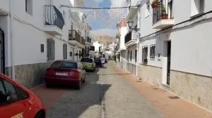 Corte de agua en la calle Estación de Salobreña por obras de mantenimiento