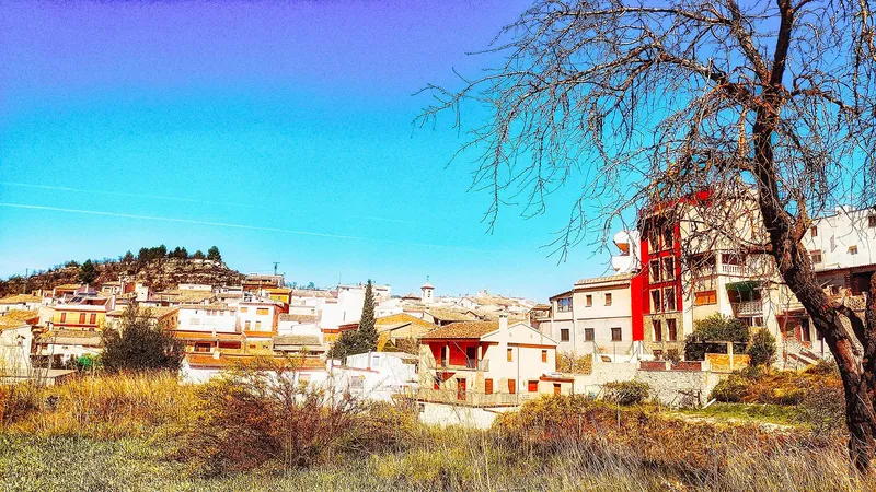 Quatretondeta: Un rincón del Valle del Seta con historia y naturaleza