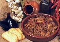 Torrequemada celebra su rica tradición gastronómica con platos típicos y dulces caseros