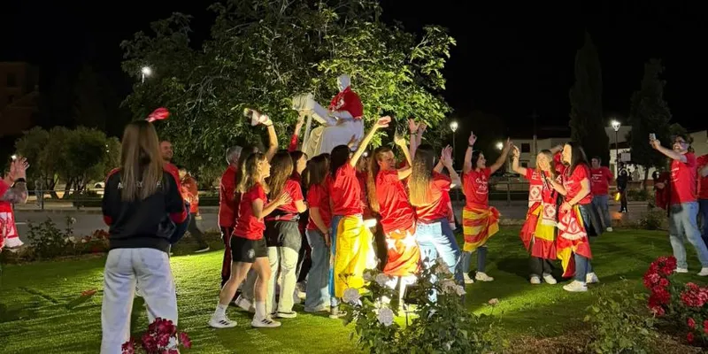 Almagro celebra el histórico triunfo de sus equipos de fútbol sala femenino