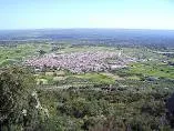 Serradilla: Un viaje a través de su historia, patrimonio y personajes ilustres