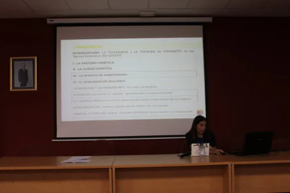 Beatriz Fernández Moreno analiza la libertad femenina en El Quijote en congreso de Pedro Muñoz