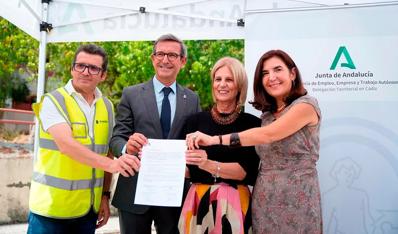 Jerez acoge la primera piedra del Centro de Referencia Aeroespacial de Andalucía