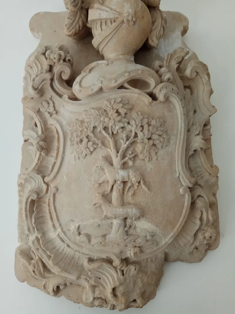 Benilloba detalla su patrimonio cultural con retablos y edificaciones históricas