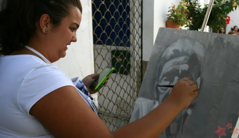 Estefanía Hernández Guerra: Trayectoria artística y reconocimientos de una creadora ubriqueña