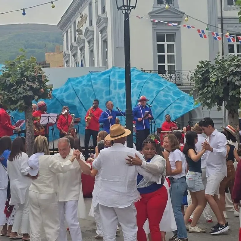 Allande celebra el Día del Emigrante con un homenaje a la República Dominicana