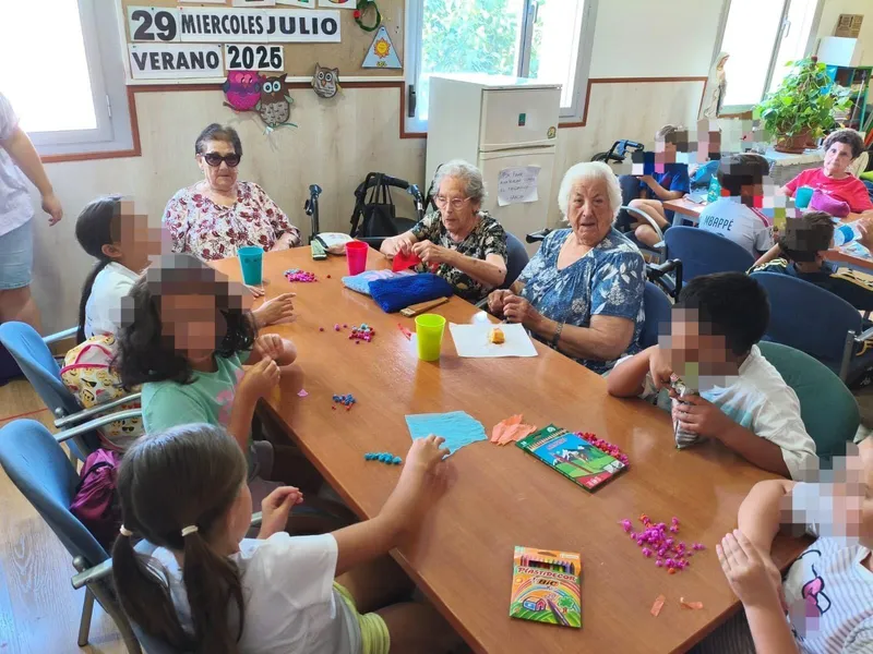 Bargas celebra el Día de los Abuelos con un encuentro intergeneracional