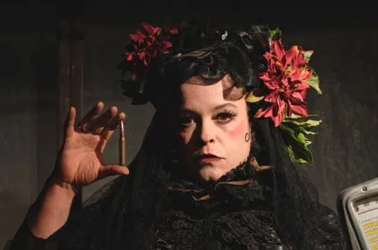 Olvido Flores: teatro y danza para recordar la memoria histórica en Irun