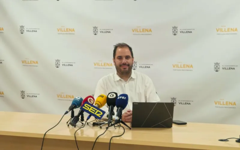 Villena crea una comisión especial para analizar la seguridad del Museo y su colección