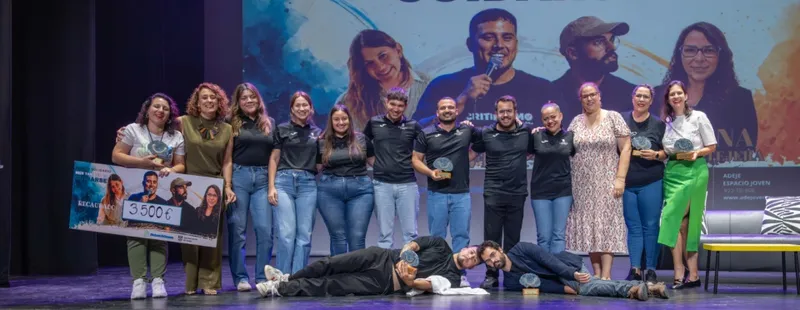 Adeje celebra un evento solidario para promover la salud mental a través del humor