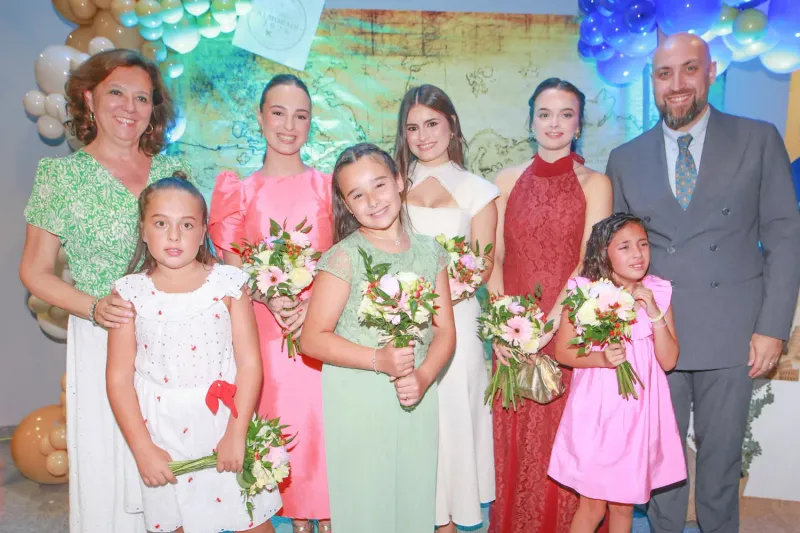 Almoradí elige a sus Reinas y Damas para las Fiestas 2026 en una gala temática