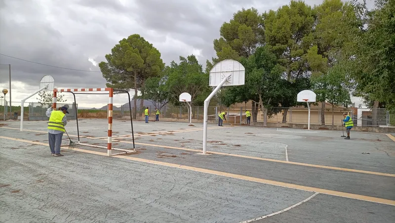 Orihuela invierte más de 100.000 euros en reparaciones urgentes para colegios públicos