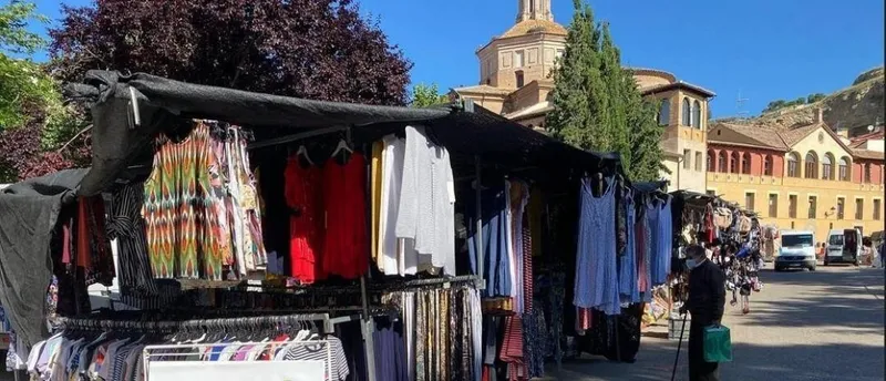 El mercadillo de Calatayud se traslada temporalmente a la Plaza de Europa por San Roque