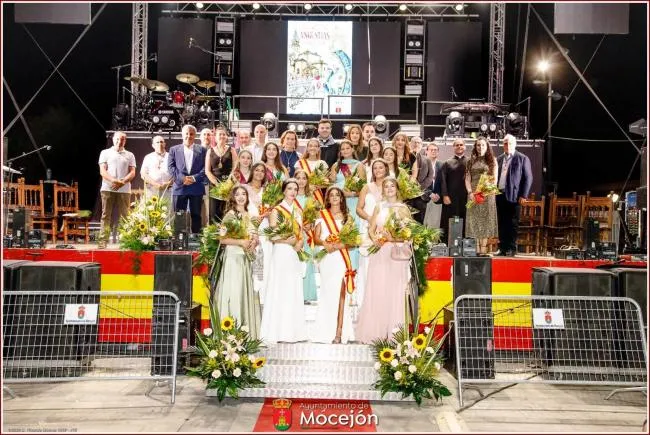 Mocejón inicia sus fiestas patronales con un emotivo pregón y homenaje a sus mayores