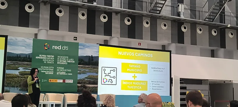 Rascafría impulsa su estrategia de turismo inteligente en un foro nacional