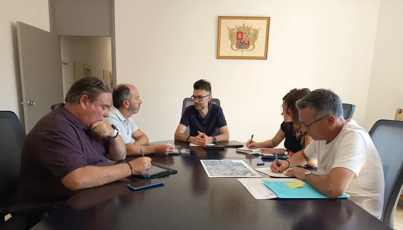Novelda inicia la definición del carril ciclopeatonal de La Estación