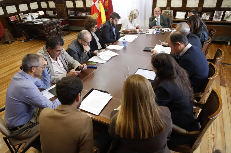 Valladolid aprueba licencias urbanísticas y un convenio de colaboración