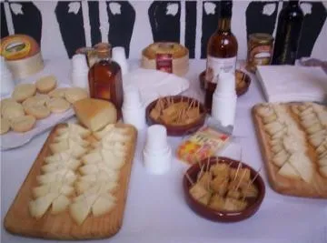 Valdefuentes impulsa su economía con productos artesanales de alta calidad