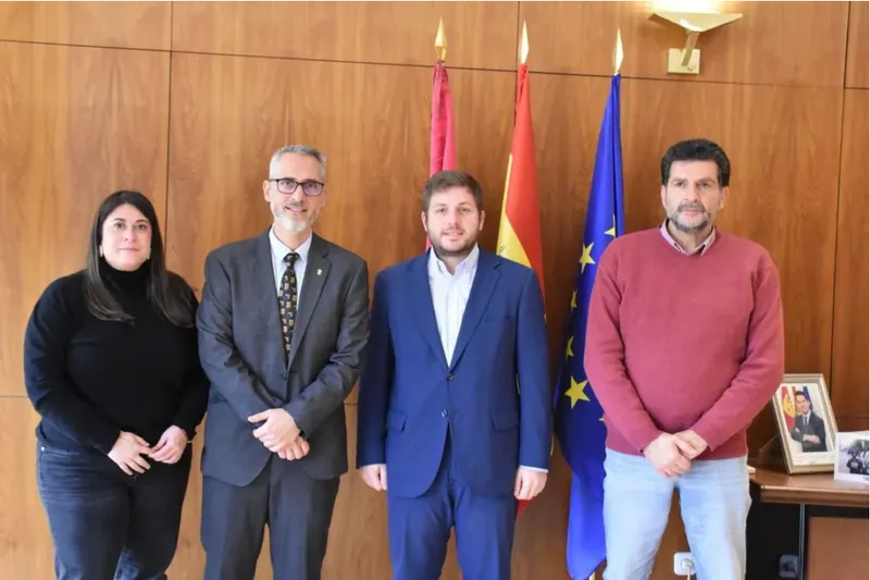 Torrenueva impulsa un plan de vivienda y empleo con apoyo regional