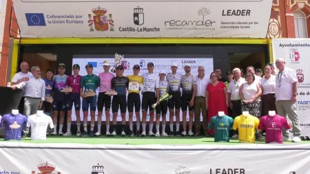 Manzanares celebra el vibrante final de la II Vuelta Ciclista Castilla-La Mancha LEADER