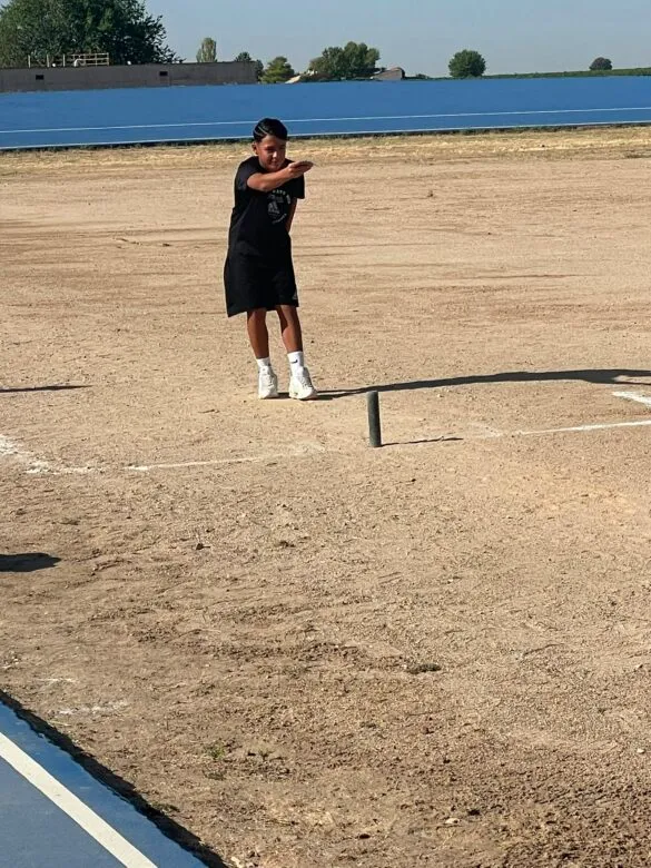 El caliche mantiene viva la tradición deportiva rural en Pedro Muñoz