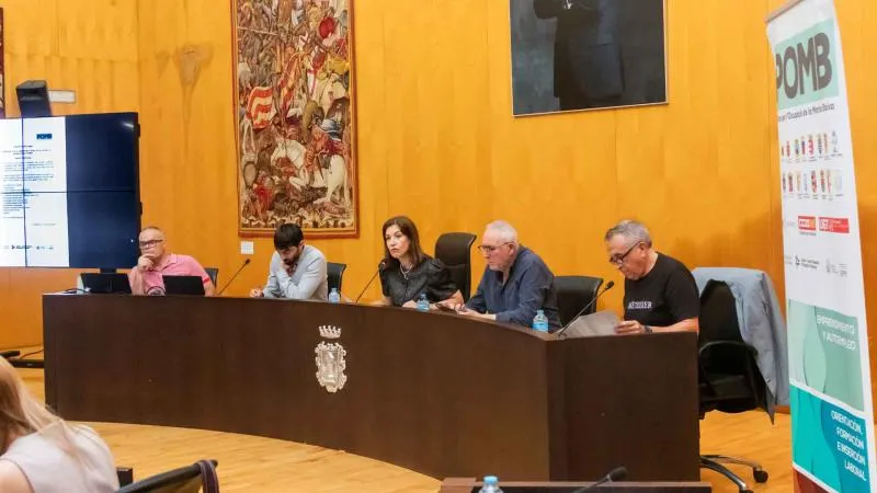 El Pacte per l’Ocupació de la Marina Baixa planifica talleres y asesorías para mejorar la empleabilidad