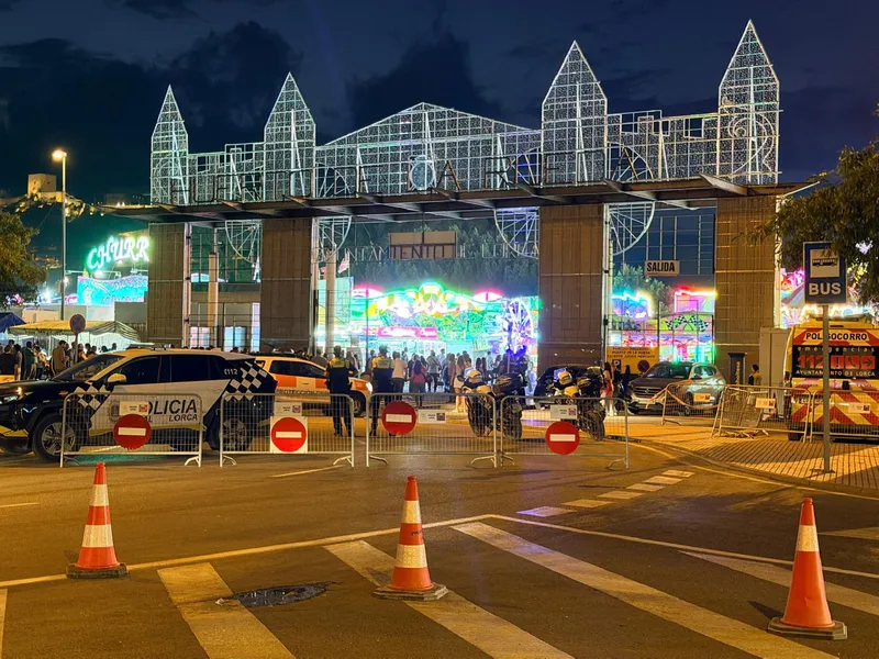 La Policía Local de Lorca refuerza la seguridad durante la Feria con controles y expulsiones en la Carpa Joven