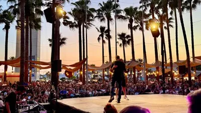 Castelldefels celebra el Palm Market con cine, música y gastronomía hasta septiembre